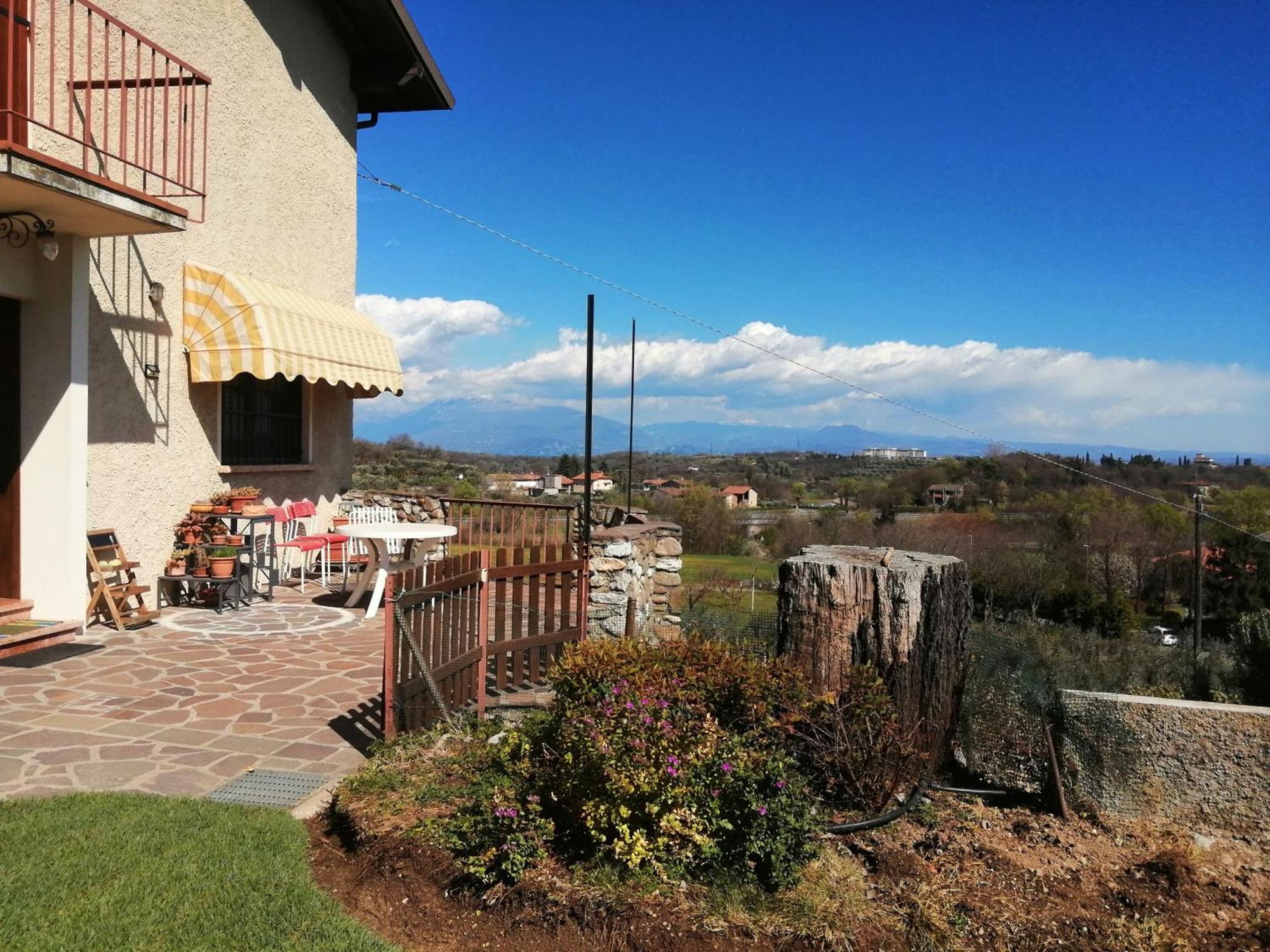Hill House Apartment Lonato Exterior photo